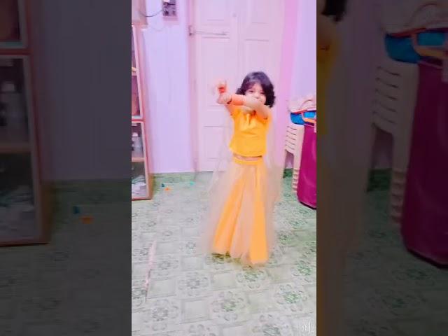 Bushra Tehreem Hussain Khan in new dance