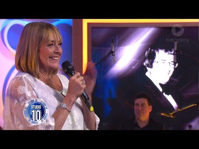 Denise Drysdale In Concert: 'Hey Paula' Duet w/ Ernie Sigley | Studio 10