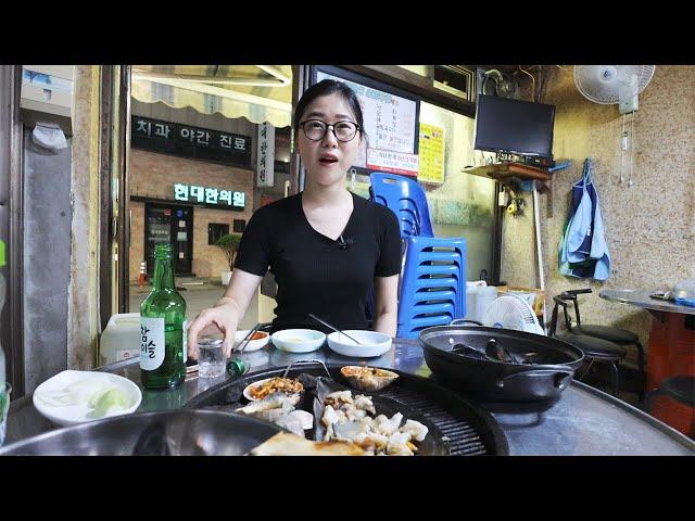 At midnight, she is the happiest 33-year-old woman to drink soju alone after work.