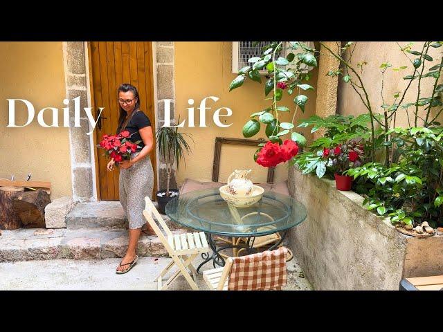 French Village Daily Life  | Vide Grenier in Menton & YouTube Editing & Tomato Mozzarella Salad
