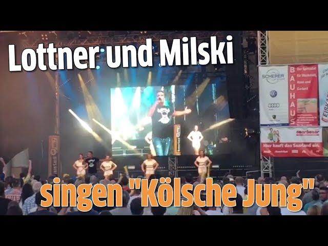 Dirk Lottner und Jürgen Milski singen gemeinsam "Kölsche Jung"