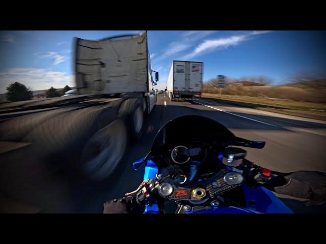 GSXR 600 - Full Throttle Swim