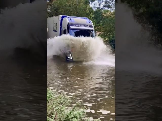 Big big puddle  #lkw #truck #camion #ets2 #automobile #volvotrucks #hgv #bigrig