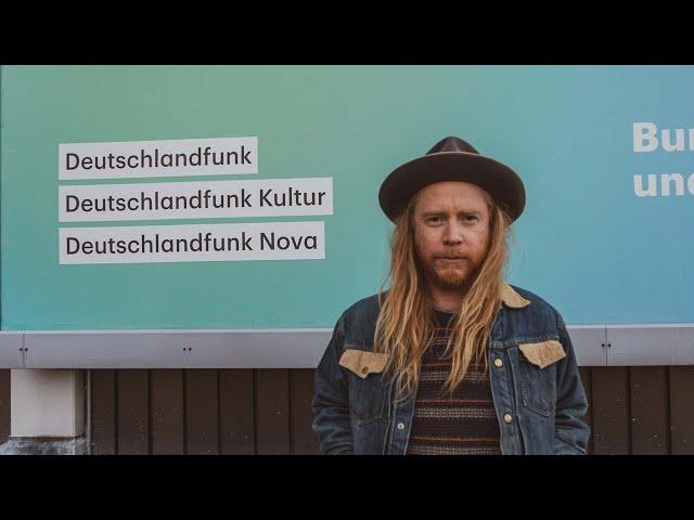 Stu Larsen live at Deutschlandfunk Cologne (full performance)