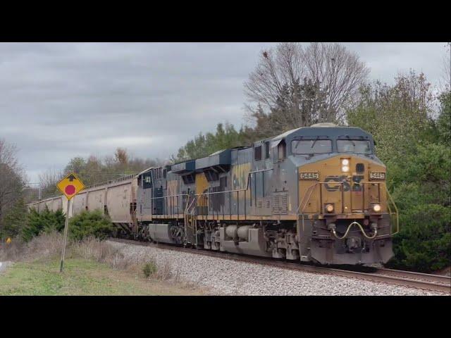 CSX ES40DC 5445 w/ Nice Crew Leads Grain Express G817-10 on 11/15/24