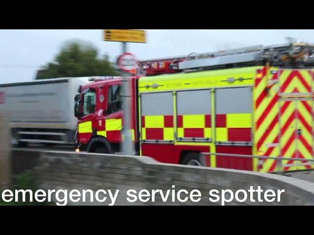 south wales fire & rescue caldicot responding 30/3/23