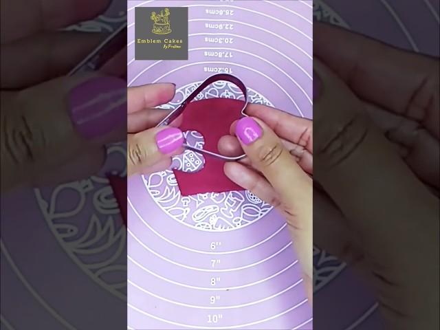 Easy Fondant Cake Topper Tutorial/How To Make Number 3 With Fondant #cake #fondanttutorial #shorts