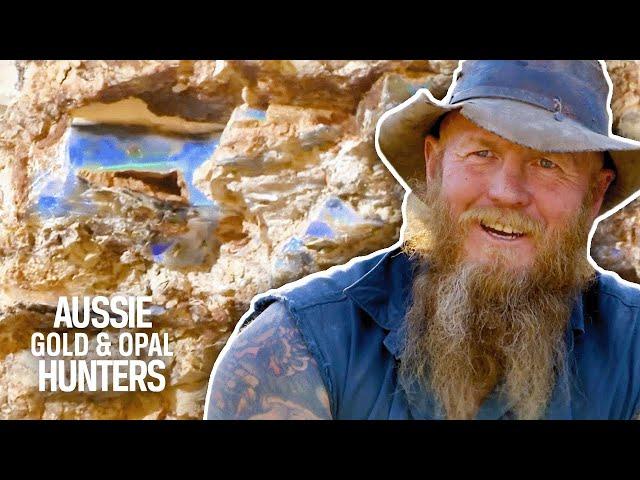 Bushmen's Opal Drought Finally Comes To An End | Outback Opal Hunters