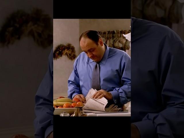 Tony and Carmela argue about money #thesopranos #mafia #tonysoprano #shorts