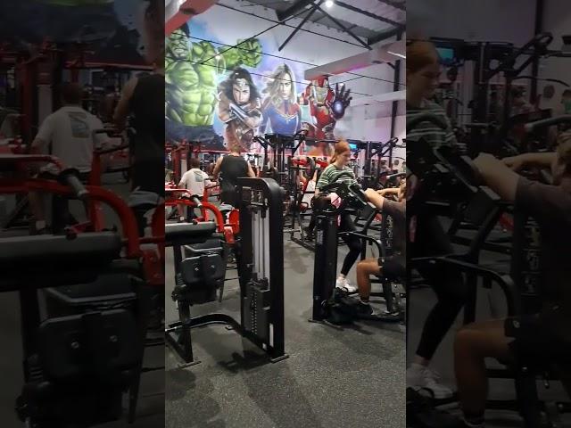 World Gym, Mt Gravatt