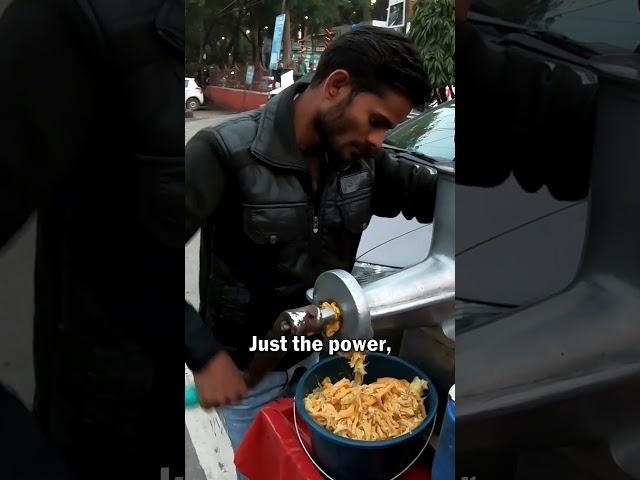 $0.35 Fresh Orange Juice in Delhi, India 