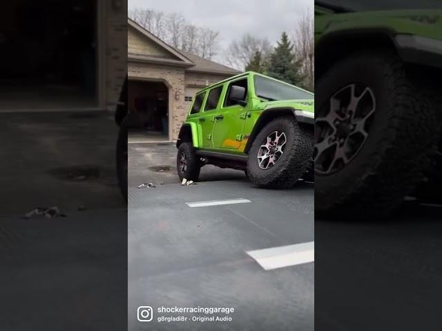 Bronco vs Wrangler Flex Off