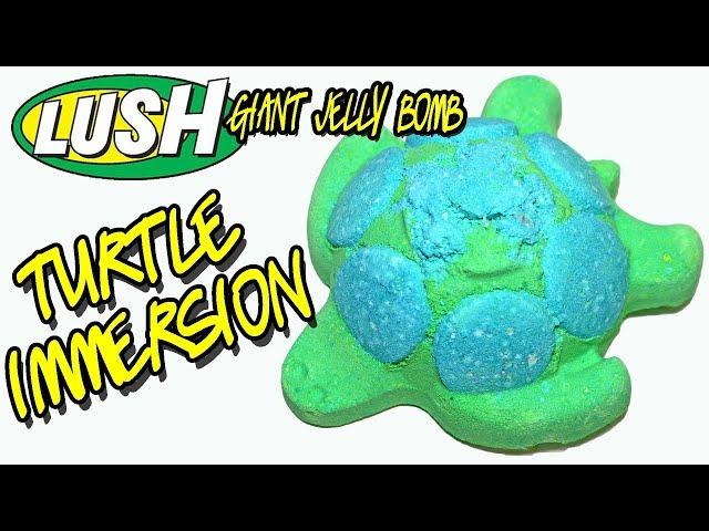 LUSH  TURTLE IMMERSION Giant Jelly Bath Bomb  DEMO & REVIEW Underwater View