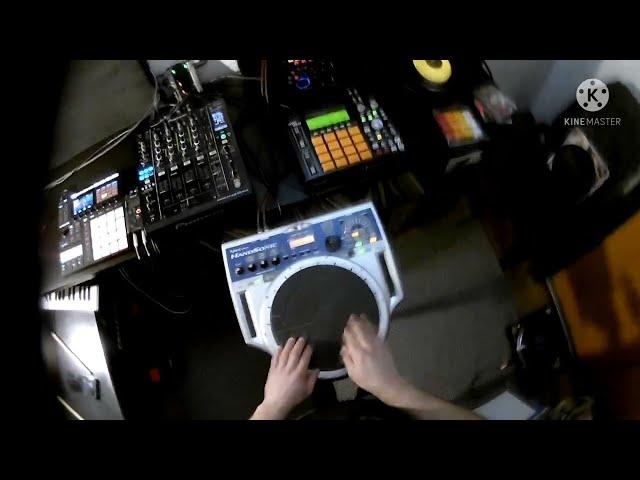 Mpc1000, Maschine and Roland HPD15 House Music  #live #mpc1000 #roland