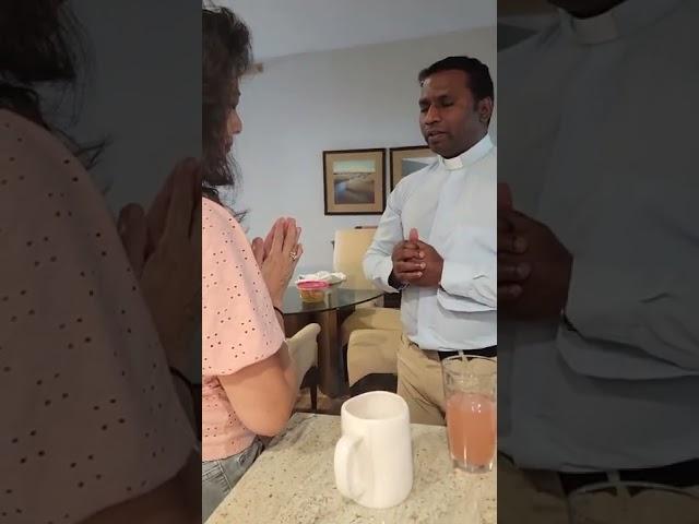 Fr Franklin Dass blesses Chelly