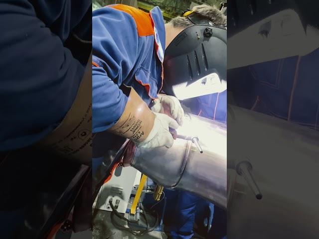 Процесс моей работы на заводе (сварка аргоном труб на АЭС «Руппур» «Куданкулам»)