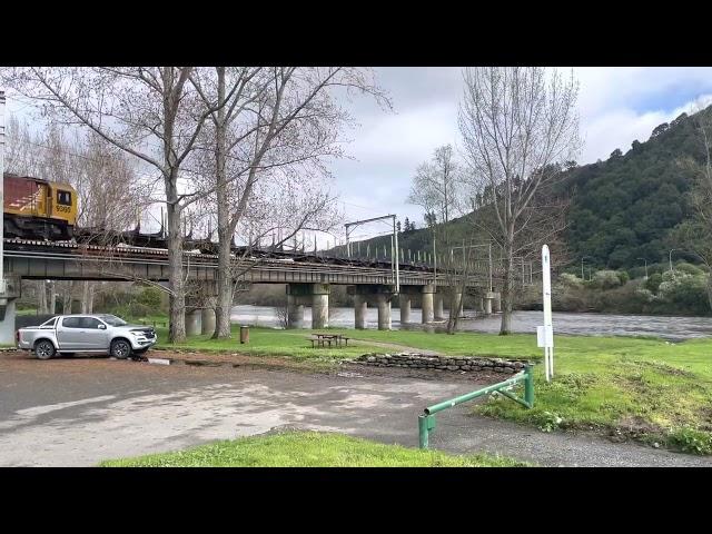 KiwiRail train 646 at Silverstream today