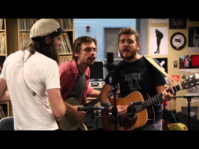 WHUS Studio Sessions: Poor Old Shine