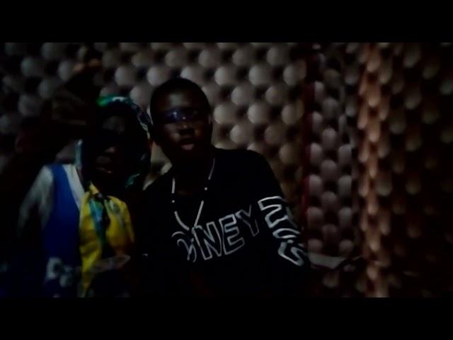 rako zyzo Dear love vybz studio session 