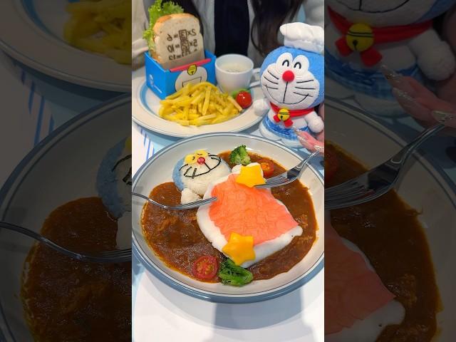 期間限定ドラえもんカフェ暗記パンの照り焼きサンドがおいしすぎた！ #japanesefood