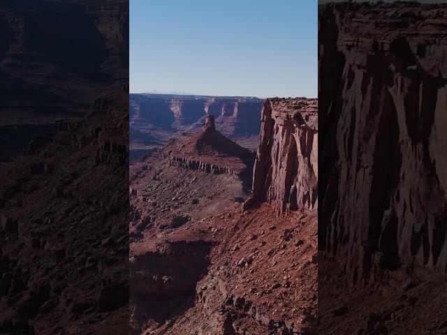 Flying drone at Dead Horse Point in winter #moabutah #deadhorsepoint