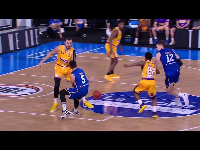 Will Magnay with 23 Points vs. Sydney Kings
