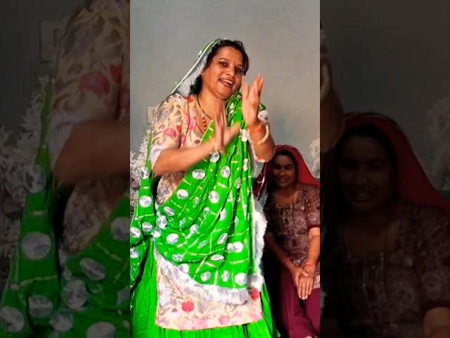 समधी समधन हंसी-मजाक गीत || Samdhan kyou sharmawe#haryanvigeet  #lokgeet #ytshorts #parveenchahal