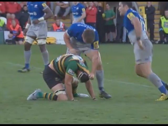 Owen Farrell is not pleased by late tackle. [Northampton vs Saracens '15]