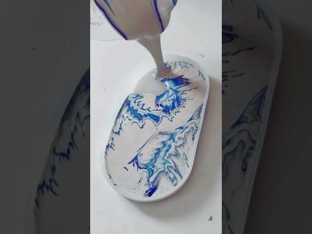 Taş tozundan sunumluk #handmade#taştozu #evdenparakazan #hobi #dekorasyon #mumluk #seramik #vase