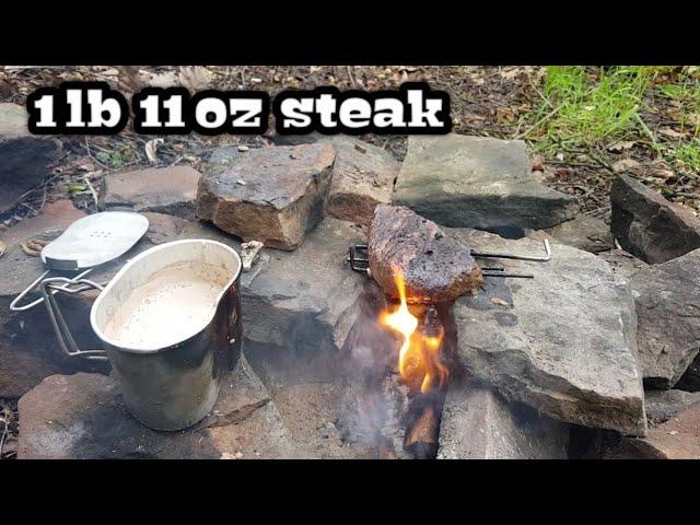 BUSHCRAFT COOKING, open campfire cooking a massive pice of steak in the wild woodland