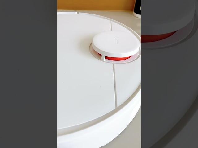 Unleash Ultimate Cleanliness: Xiaomi Robot Vacuum S10 | #Shorts