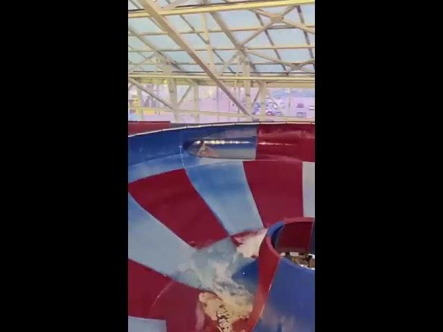 Este parque acuático parece una locura:(Credit goes to Courtney Brunton viaViralHog)