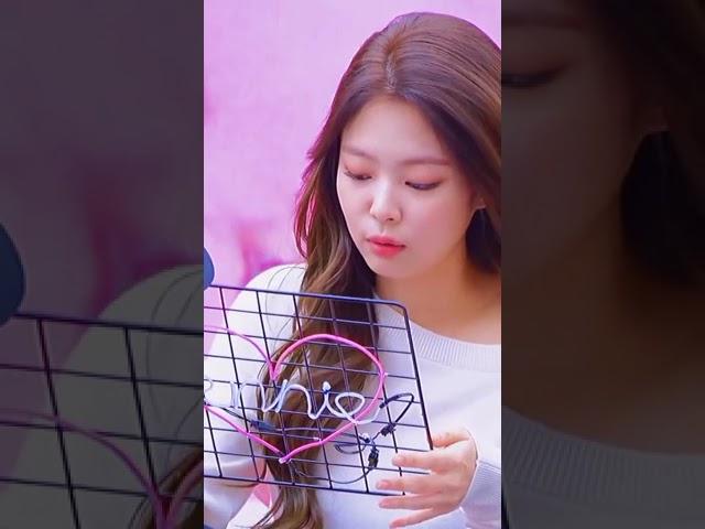 She really appreciate her fans gift no matter how the price Queen Jennie 