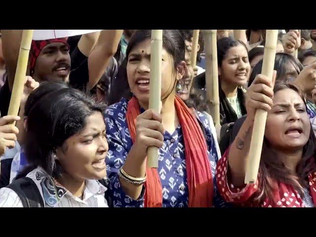 Hundreds protest in Dhaka over alleged rape of eight-year-old | REUTERS