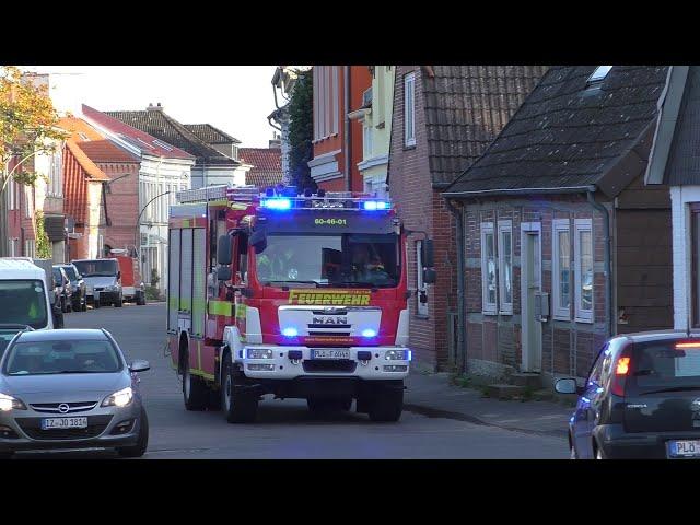 [Zugunglück mit Bus] Einsatzfahrten Feuerwehr, Rettungsdienst und Polizei aus dem Kreis Plön