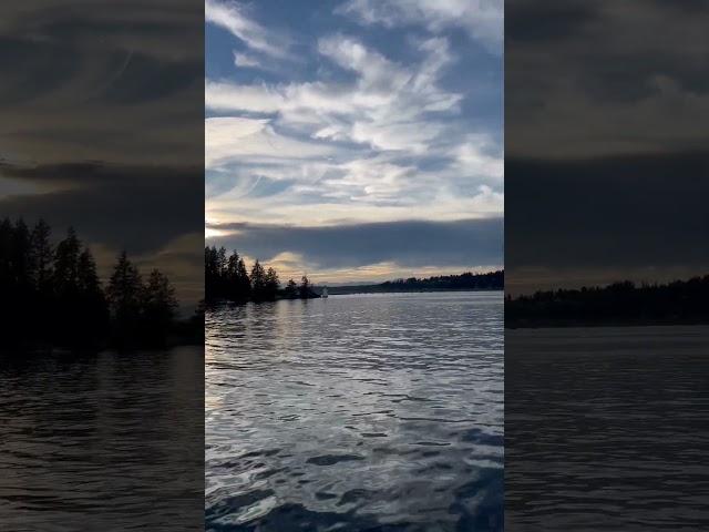 Moody PNW sunset on the Puget Sound #pugetsound #pnw #washingtonstate