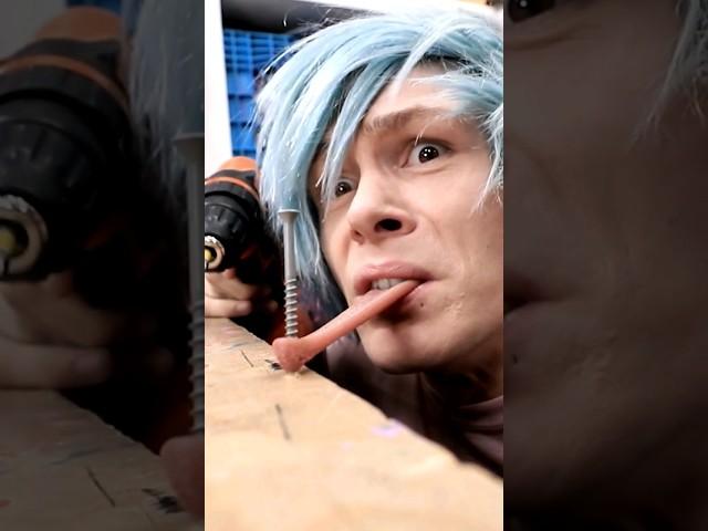 ‎@RobbySauce trys TOUNG PRANK on ‎@HairJordan 