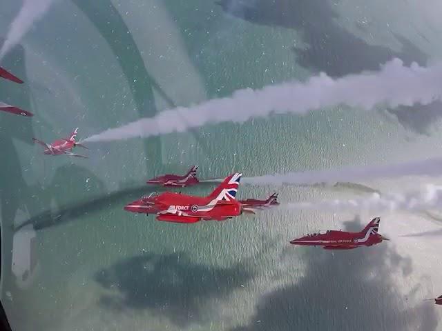 Red Arrows cockpit footage of display at Eastbourne Airshow 2017