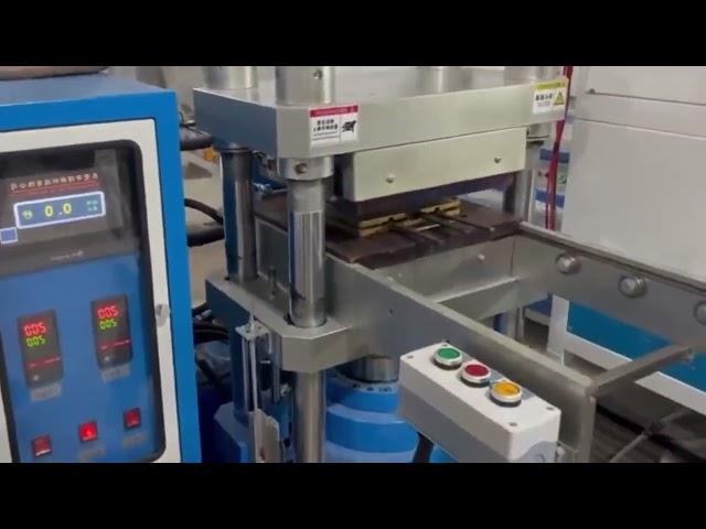 silicone phone case molding process