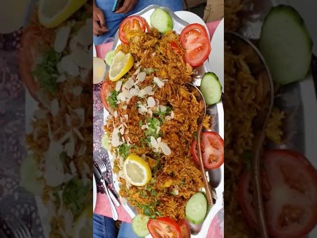 Bangladeshi street food in paris, versailles