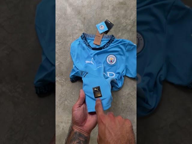 UNBOXING: 24/25 Man City home jersey