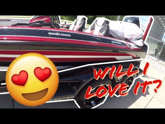 I BOUGHT My DREAM BOAT! SKEETER FX20 Walk Thru 