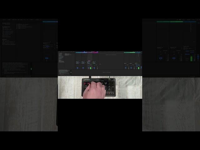 Roland T8 : All patterns (with Ableton Live) Sound Demo - Jam - Short 21