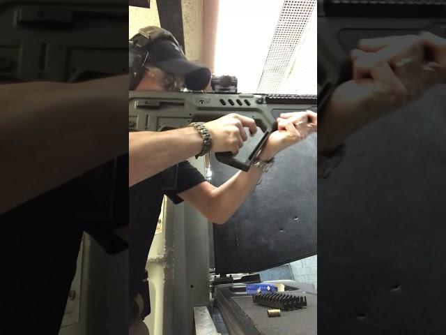 IWI Tavor 9mm  #tacticalshooter #training #tacticalequipment  #military #rapidfire  #army