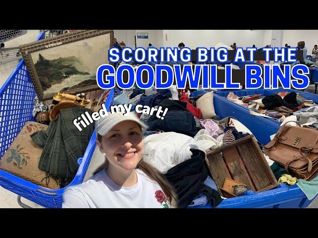 Vintage everywhere! THRIFTING GOODWILL BINS & STYLED THRIFT HAUL | Thrift With Me at Goodwill