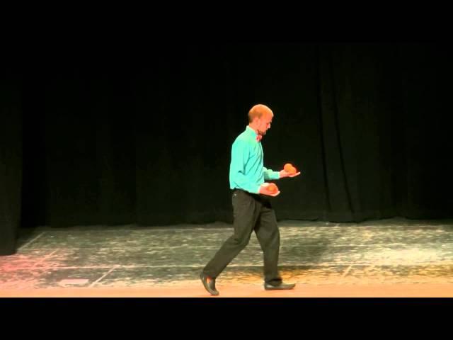 Jared the Juggler- Boulder Juggling Festival