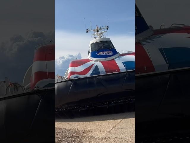 Hovertravel Hovercraft Hovering out of Portsmouth #hovercraft #shorts