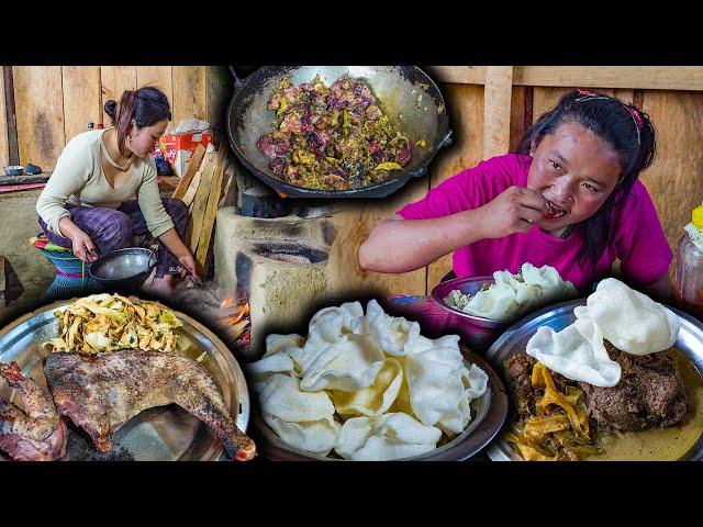 Chicken & Dry (Barela) Caigua recipe with Rice in village kitchen || New nepali Village food vlog