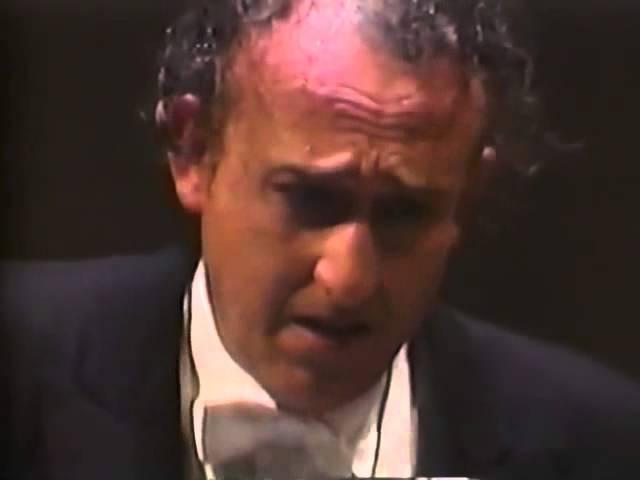 Beethoven - Piano Sonata No. 23 "Appassionata" (Pollini)