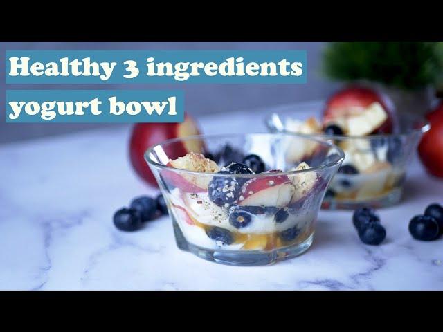 Start your day with this fruit & honey yogurt bowl | Healthy Breakfast Parfaits
